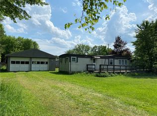 1521 Meadow Dr, Jamestown, PA 16134