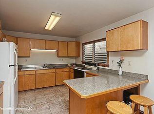 825 20th Ave, Honolulu, HI 96816