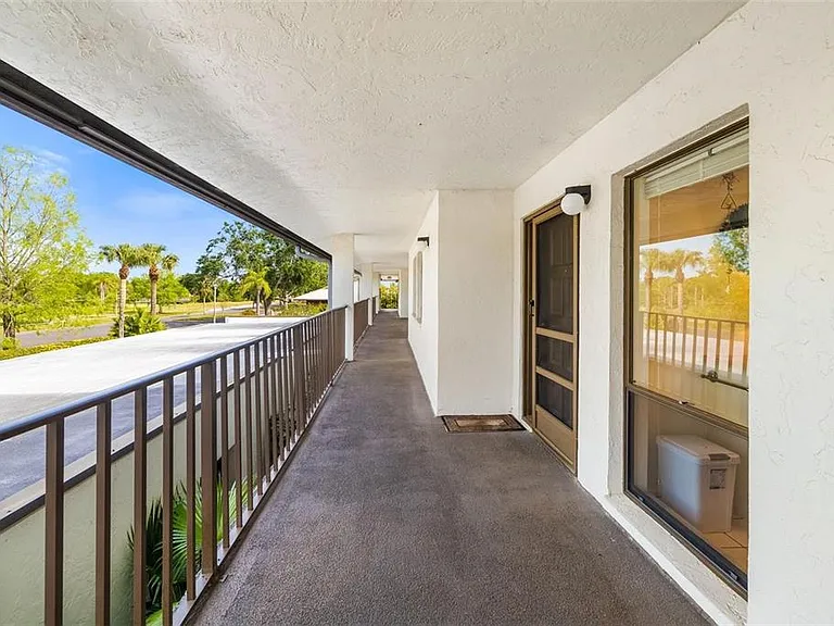 7201 Curtiss Ave #2D — Photo 33