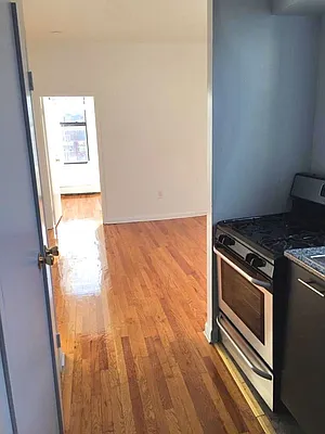 Rented by RC REAL ESTATE OF NEW YORK | media 29