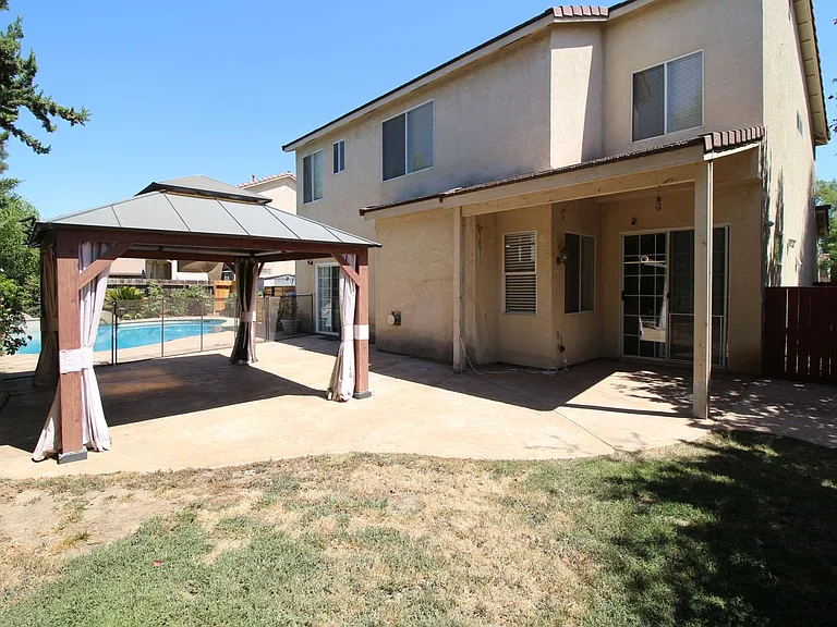 2542 E Omaha Ave — Photo 22