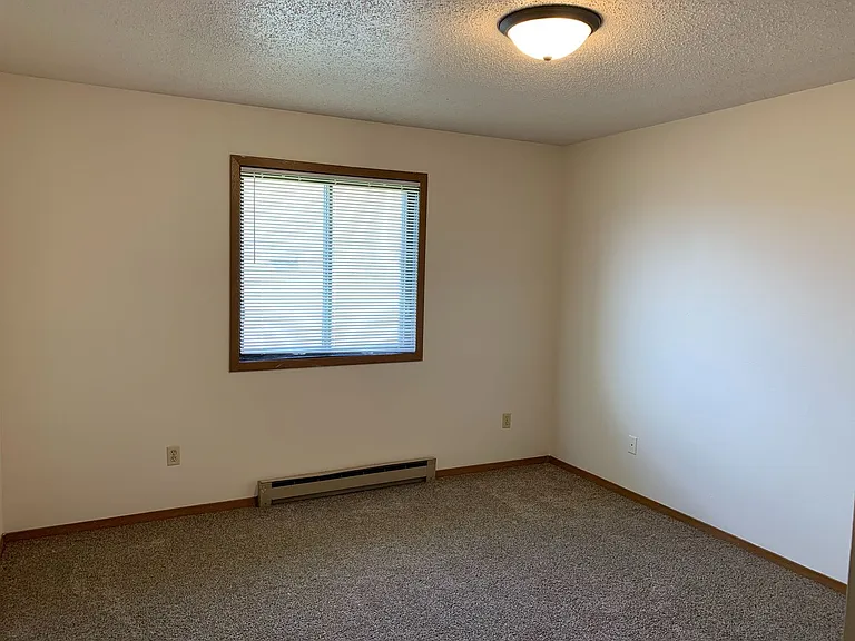 Gatewood Apartments — Photo 58
