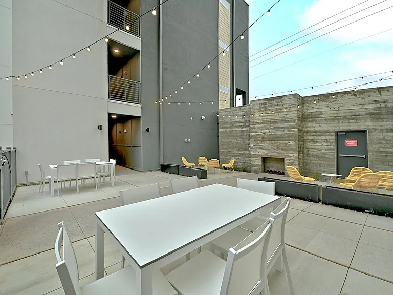 4801 Springdale Rd #1301 — Photo 35