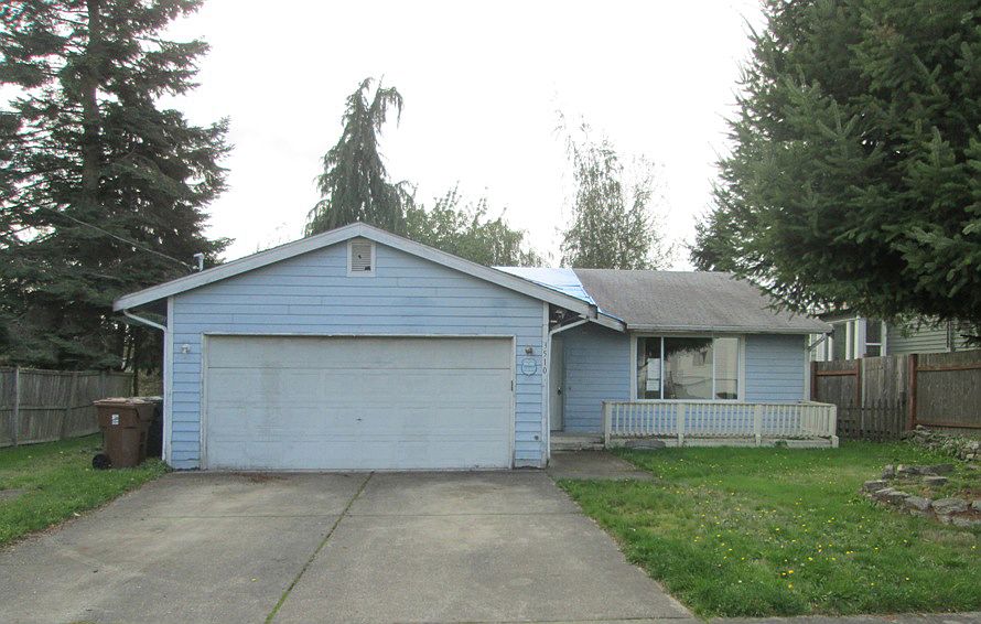 1st image of 3510 E D St