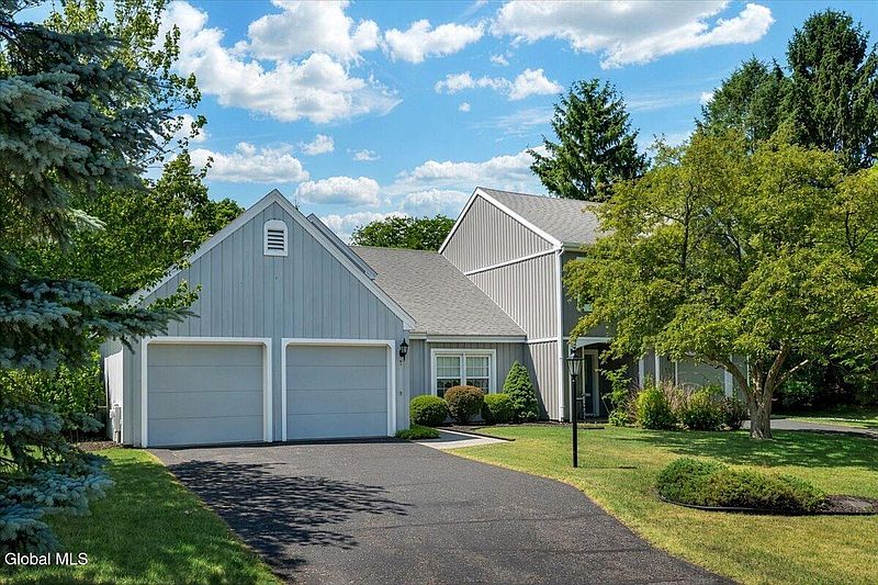 5th image of 11 Greystone Drive
