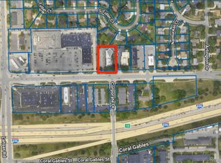 21650 W Eleven Mile Rd, Southfield, MI 48076