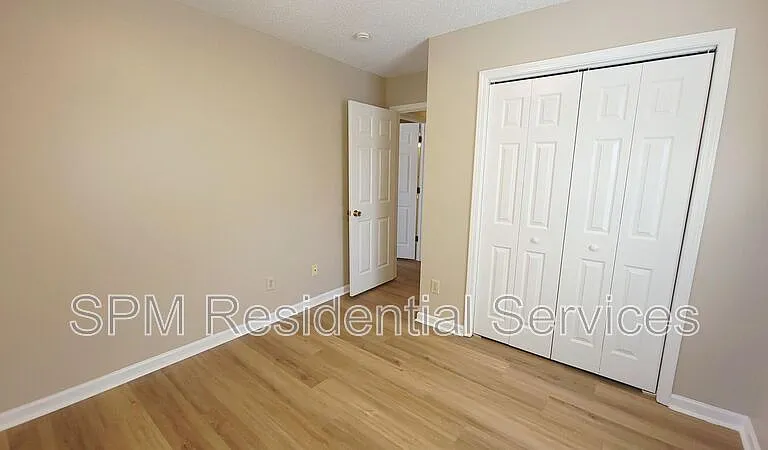 5150 Lampost Cir — Photo 21