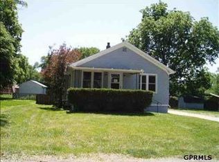 6011 Ohern St, Omaha, NE 68117