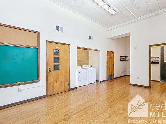 5th image of 1220 E Kellogg St #101