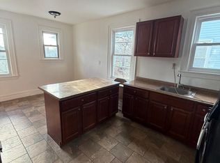 17 Rich St #B, Irvington, NJ 07111