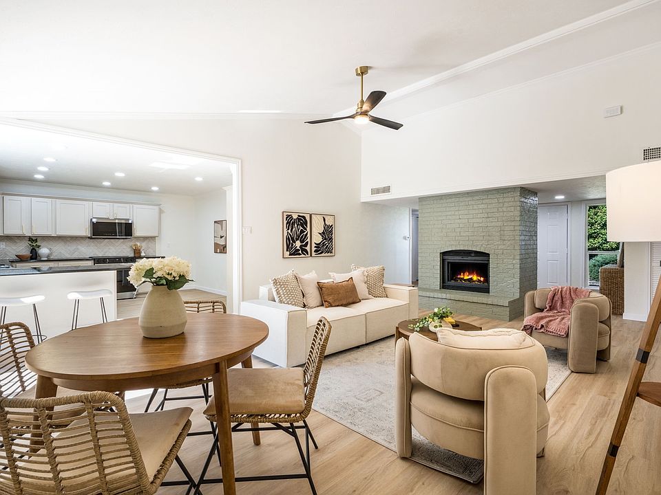1st image of 2608 Sprucewood Ln