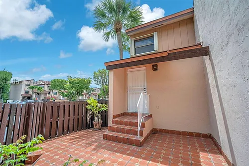 685 W Park Dr #206-11 Photo 1