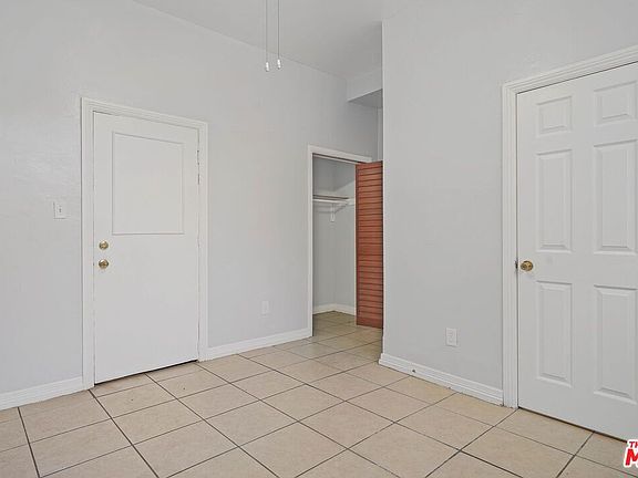 4th image of 1823 Colorado Blvd #3