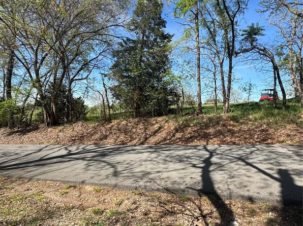 10 Airport Rd, Afton, OK 74331