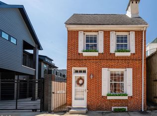 248 Greenwich St, Philadelphia, PA 19147