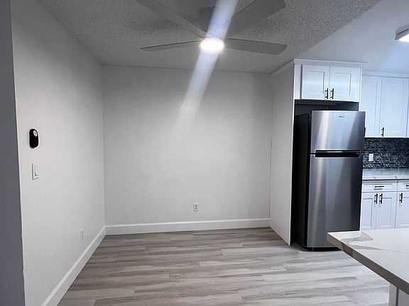 2nd image of 4665 Home Ave #4671-63