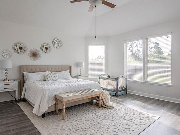 5th image of 8703 Stoney Brook Ln