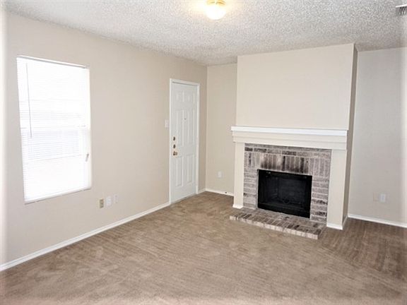 4th image of 8748 Hunters Point Way