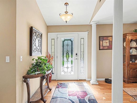 3rd image of 6713 Silverstone Ct