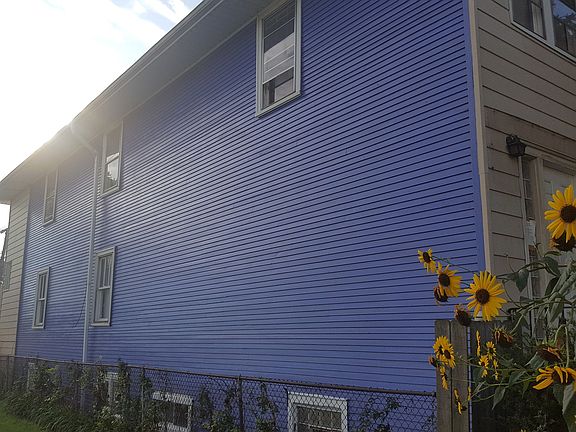 2nd image of 205 28th Ave