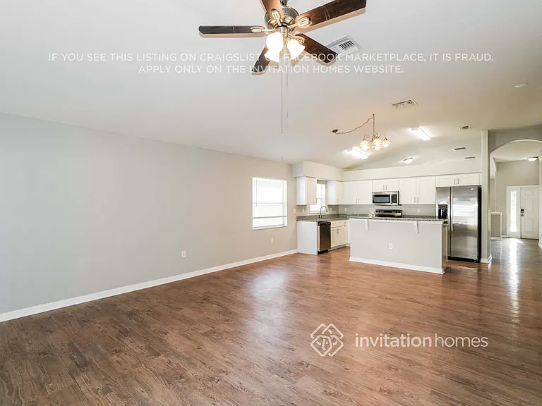 7413 Pulteney Dr — Photo 6