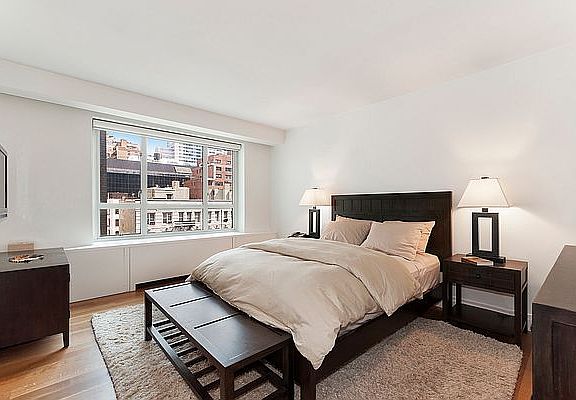 3rd image of 200 E 66th St APT A0807