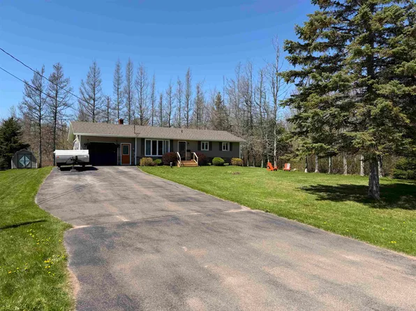 165 Mill Rd, Wellington, PE C0B 2E0