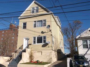 29 E 49th St, Bayonne, NJ 07002
