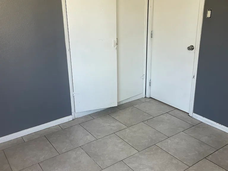 4421 Baldwin Park Blvd — Photo 11