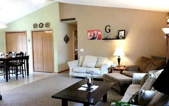 2nd image of 2070 E Breezewood Ct
