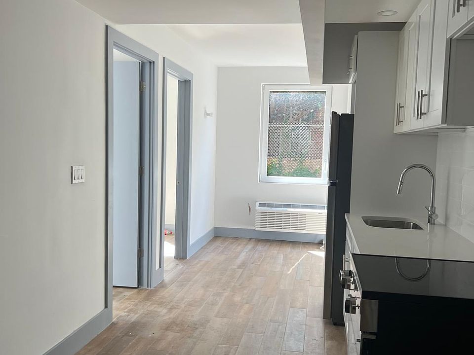 1st image of 1143 Hoe Ave #1D