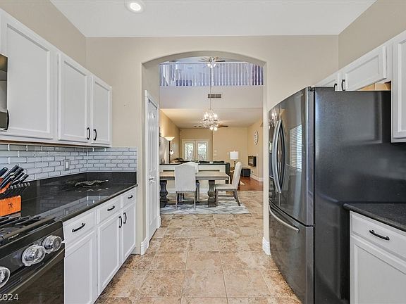 4th image of 8453 Stanton Heights Ct