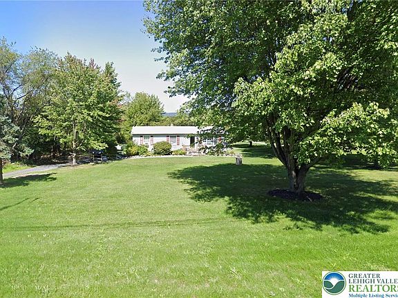 2nd image of 362 Mount Pleasant Rd