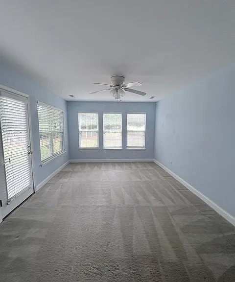 5218 Minnesota Dr — Photo 6