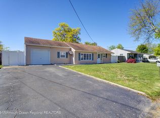 1227 Hancock Rd, Toms River, NJ 08753