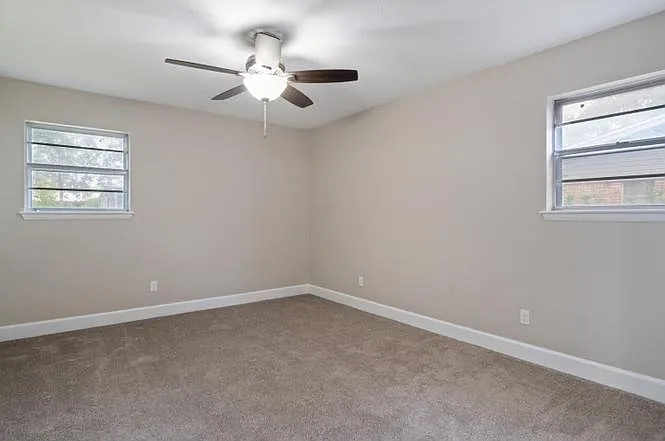 3 bed, 2068 sqft, $2,600 — Photo 2
