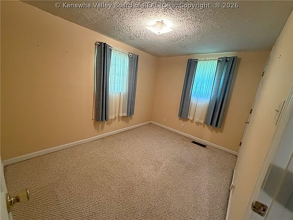 5th image of 7059 Kanawha State Forest Dr