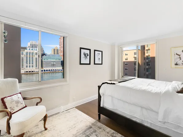 555 Main Street image 5 of 12