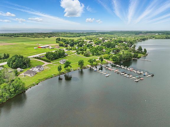 3rd image of 32 Phoebe Lane Lot 8