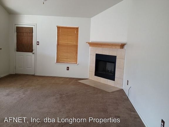 3rd image of 1306 Marlee Cir