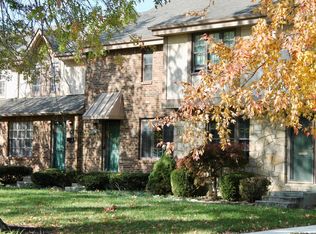 85 Stornoway Dr W, Columbus, OH 43213