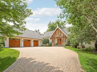 415 Carpenters Pt, Wayzata, MN 55391