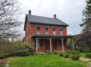 2299 Larue Rd, Seven Valleys, PA 17360