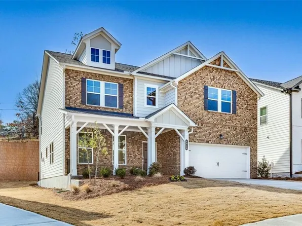 4010 Alderstone Dr, Flowery Branch, GA 30542