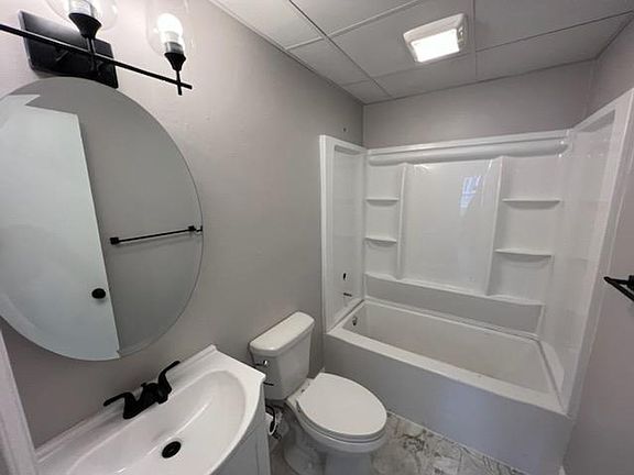 4th image of 1010 Randolph Ave #1