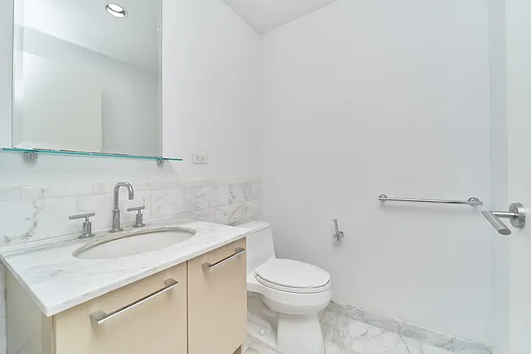 Rented by Canvas Property Group | media 32