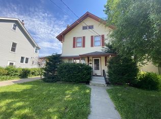 716 2nd St NW, Rochester, MN 55901