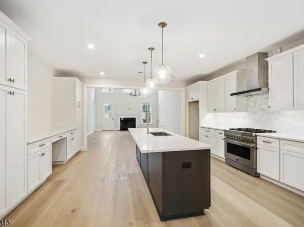 10 Hawfinch Dr, Berkeley Heights Twp., NJ 07922