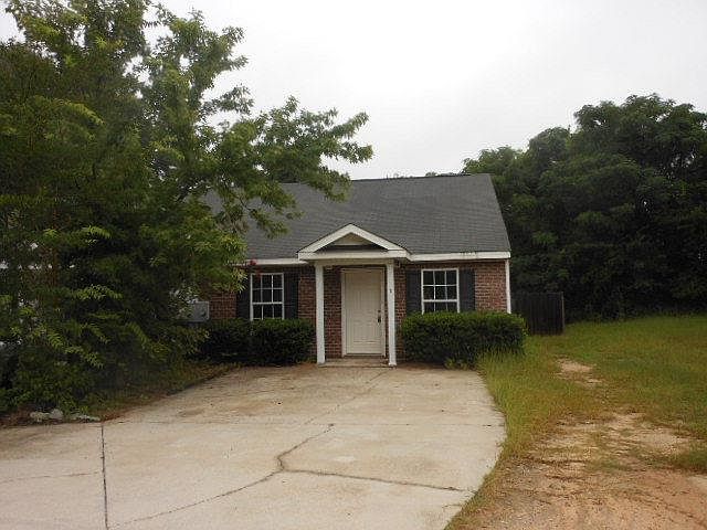 1st image of 4461 Belair Dr
