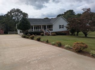 105 Ridgeway Ct, Easley, SC 29640